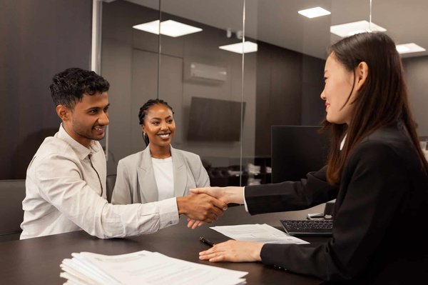 Qu'est-ce qu'une banque éthique et quel est son objectif principal ?